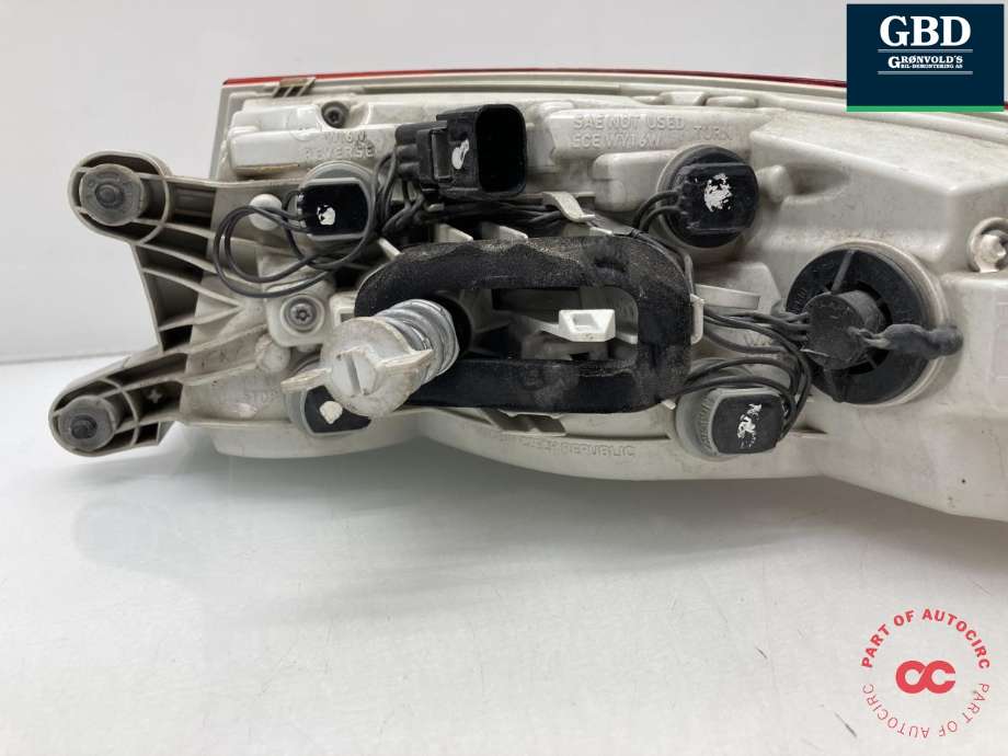 Baklykt venstre ytre til Jaguar XE 2015-->>  (T4N39459|GX7313405AK|T4N7913  | GX7313405AF)