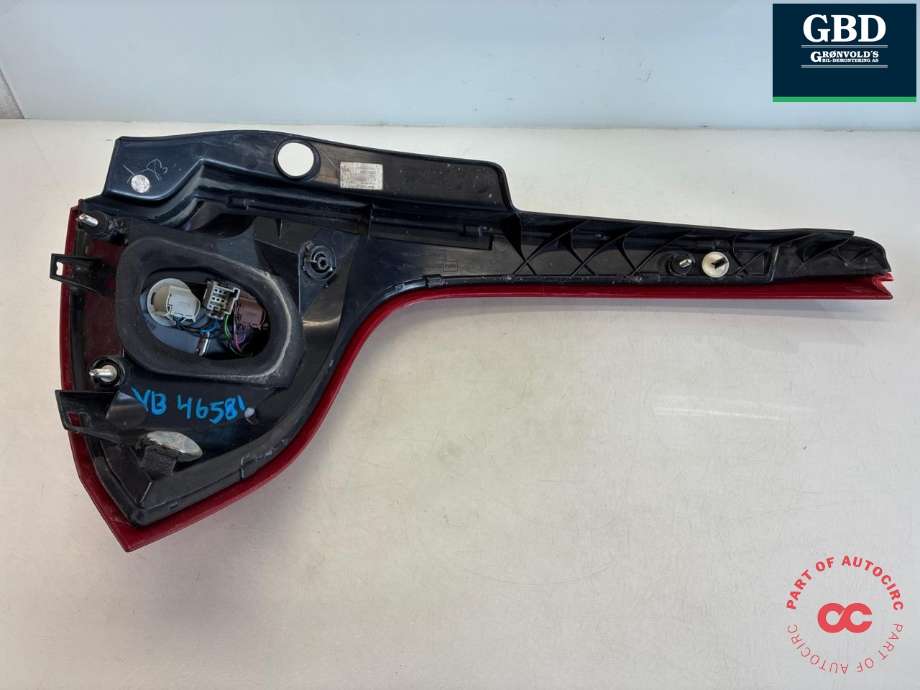 Baklykt venstre til Volvo XC60 2008-2013 (Type I, Fase 1)  (31323034|)