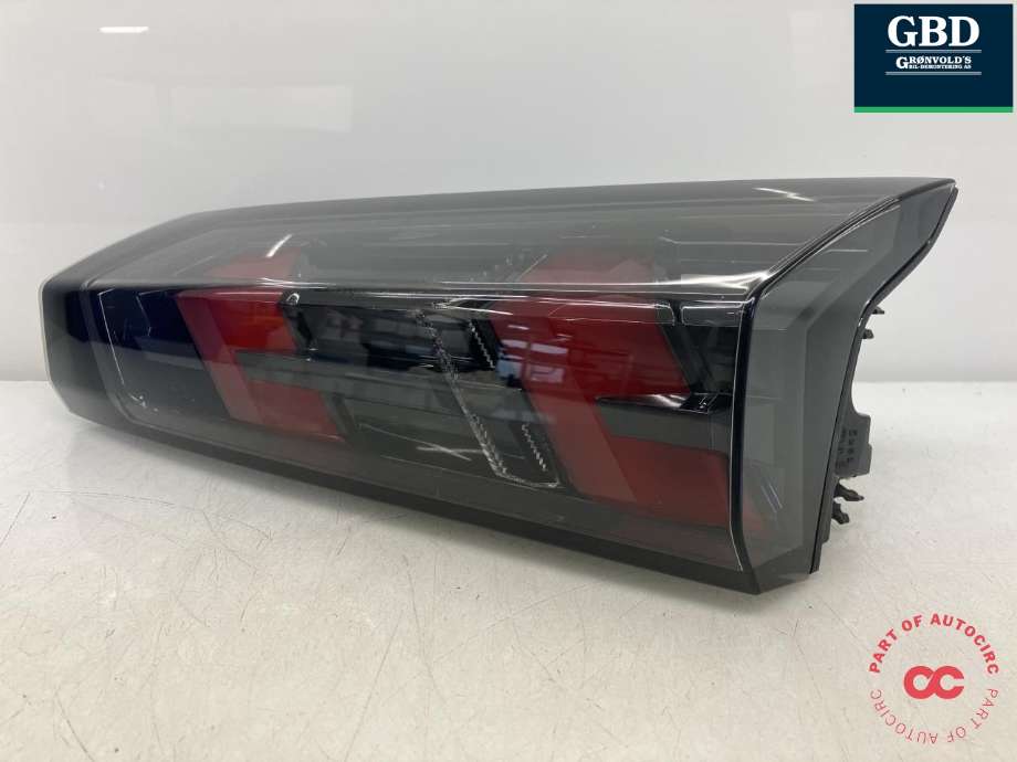 Baklykt høyre indre til Peugeot e-2008 2019-->>  (98 259 571 80|)
