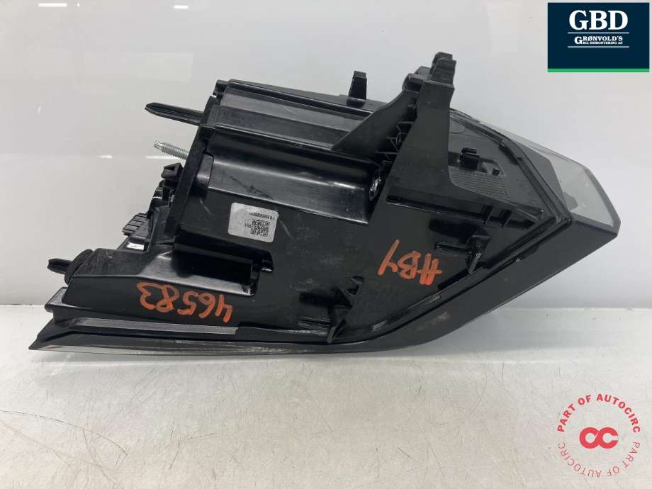 Baklykt høyre ytre til Peugeot e-2008 2019-->>  (98 381 904 80|)
