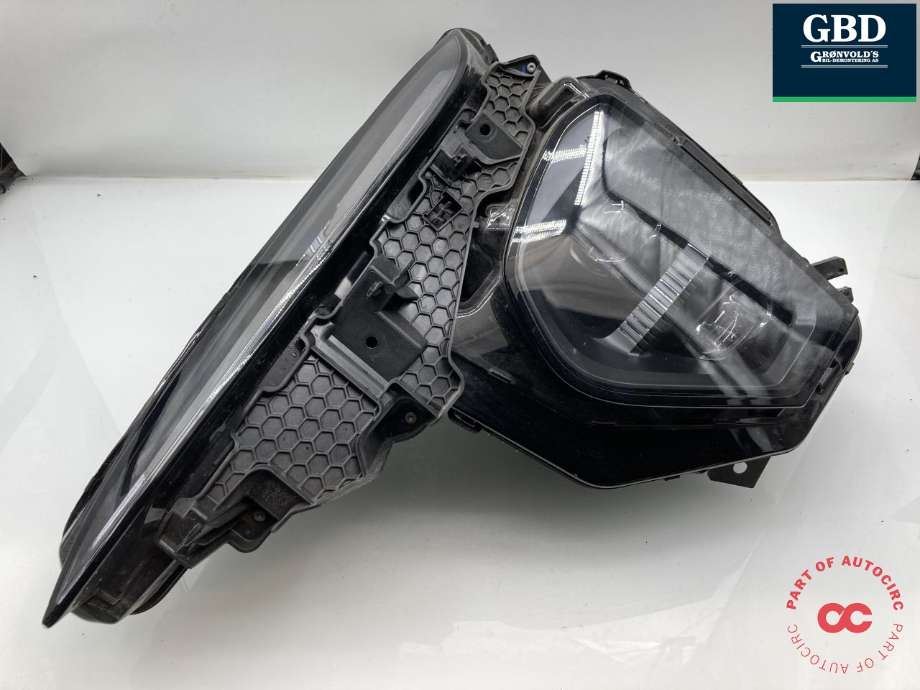 Frontlykt venstre full-LED til NIO EL7 2022-2025 (P0280677AC|)