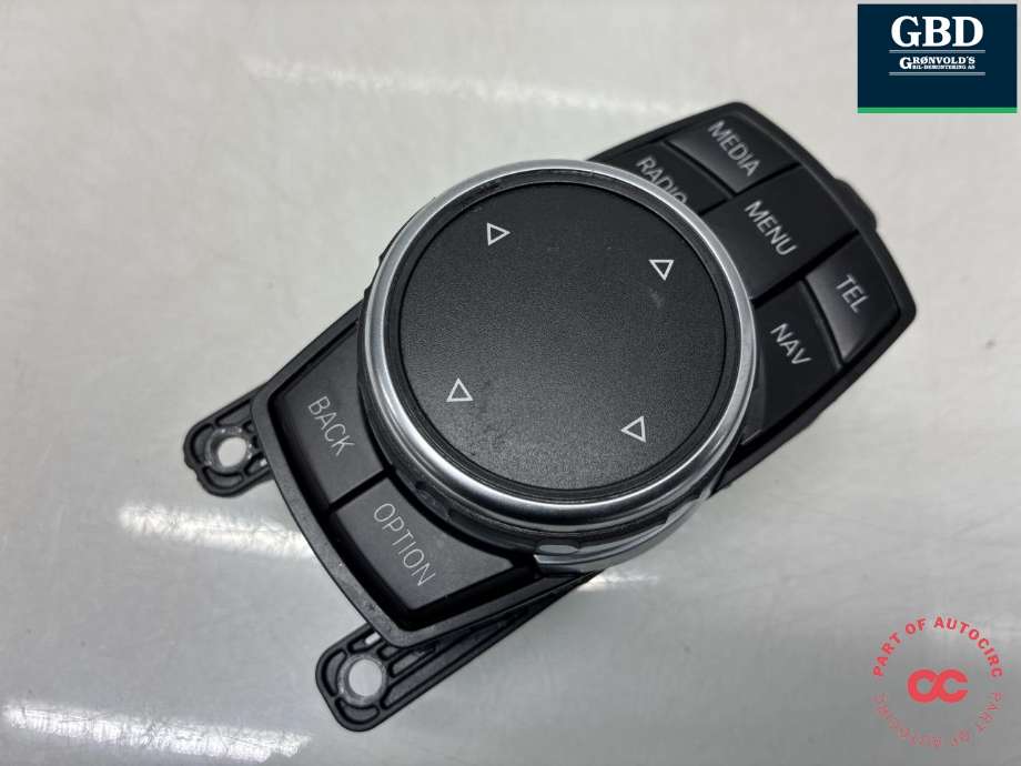 Bilstereo betjeningspanel til BMW X5 2013-2018 (F15) (F15) (65 82 9 350 723|6582 9350723-02|)