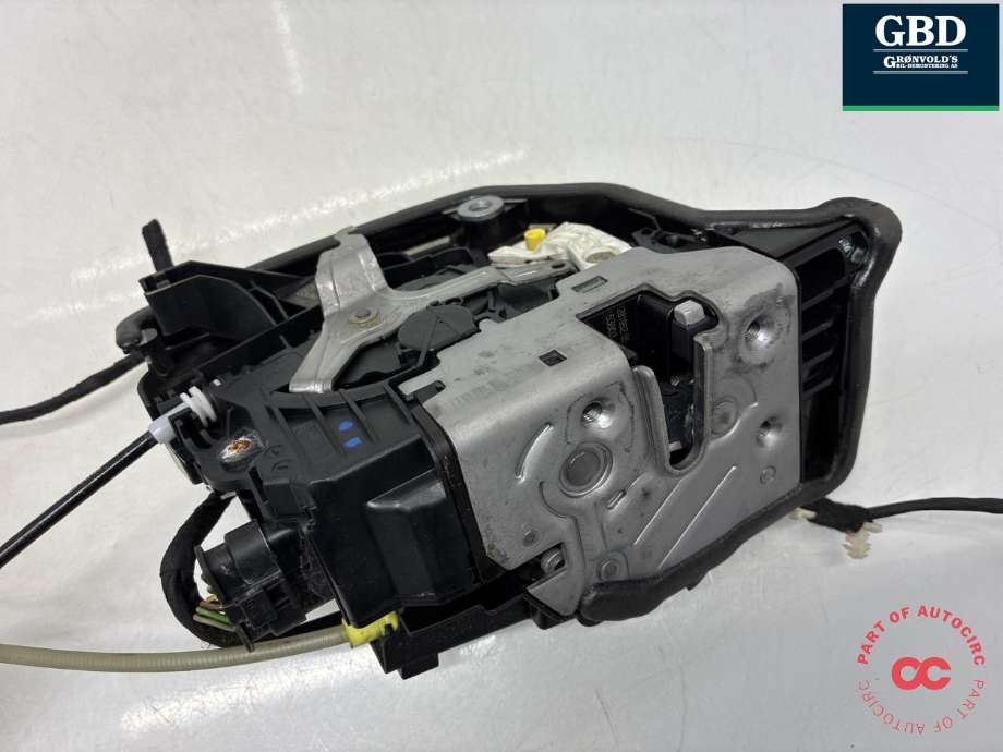 Låsekasse høyre foran til BMW X5 2013-2018 (F15) (F15) (51 20 7 419 840|51 20 7 323 782|182838-10)