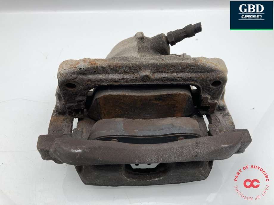 Bremsecaliper høyre foran til Mercedes GLA 2014-2020 (X156) (X156) (A 000 421 68 81|)