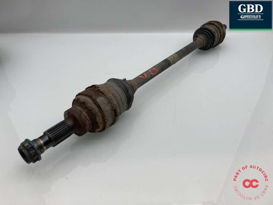 Drivaksel venstre bak, diesel/automat til Mercedes GLA, 2014-2020 (X156) (X156) (A 246 350 95 00)