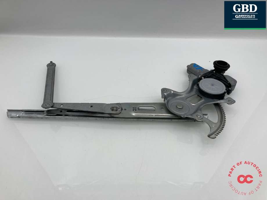 Ruteheis venstre foran til Toyota RAV4, 2013-2015 (Type IV, Fase 1)  (6980230280)