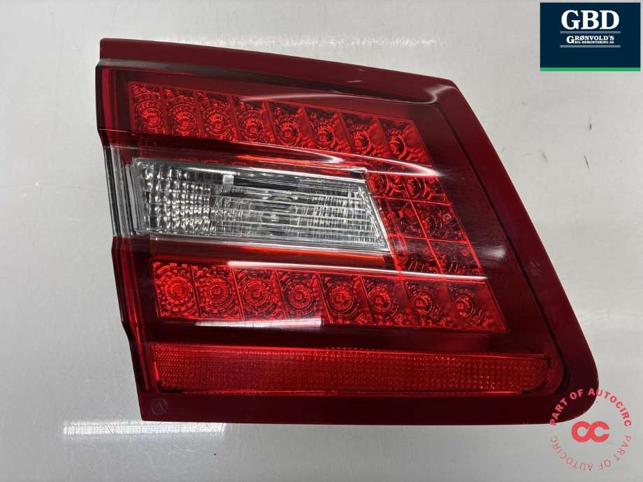 Baklykt venstre indre til Mercedes E-Klasse, 2009-2013 (Fase 1) (W212) (W212) (A 212 820 09 64)
