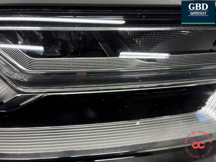 Frontlykt høyre xenon til Audi Q7 2015-->> (Type II) (4M0 941 044 C|)