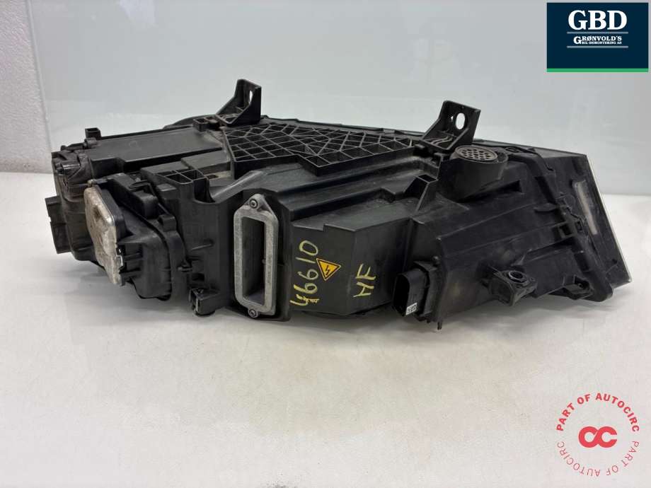 Frontlykt høyre xenon til Audi Q7 2015-->> (Type II) (4M0 941 044 C|)
