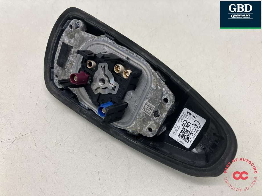 Antenne navigasjon til Ford Explorer EV 2024-->>  (MOLEX|2707642|VWR2KA-19K351-BA30B1|5WA 035 507 P)
