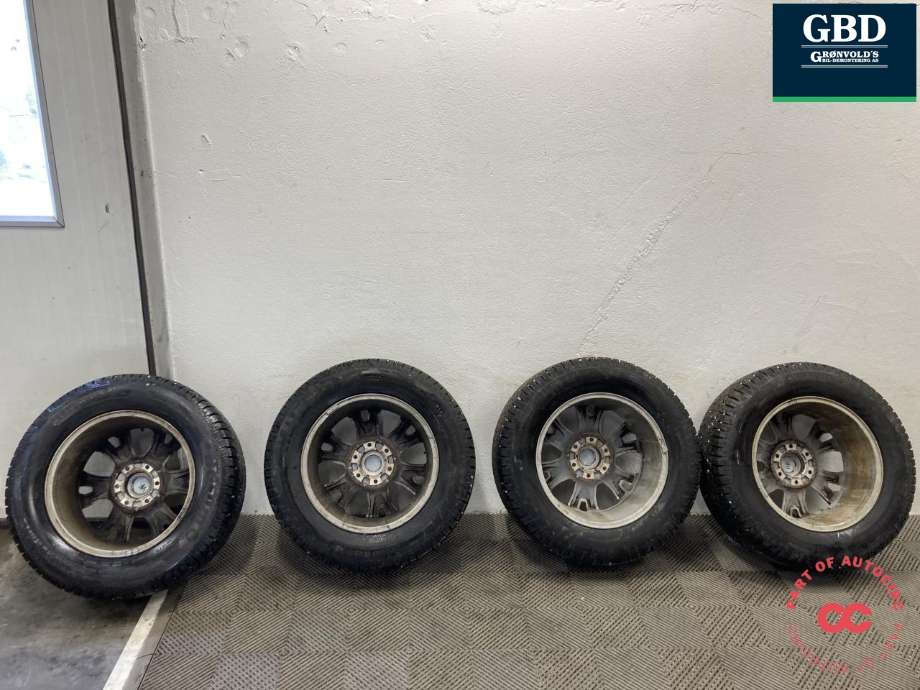 Hjulsett aluminium vinter til Ford Ranger / Ranger Raptor 2015-2022 (BARUM PIGGFRI|POLARIS NORTH 6|265/60R18 114 T|8.0JX18 ET 55)