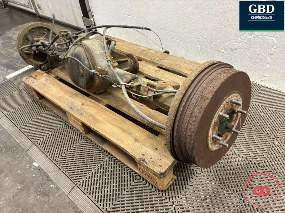 Kardang klokke bak til Ford Ranger / Ranger Raptor 2015-2022  (2621489|JB3G-4200-AAC|)