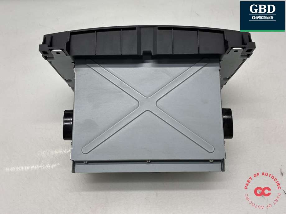 Bilstereo til Mercedes Vito 2014-->> (W447) (W447) (A 447 900 10 20|A 447 900 29 19|)