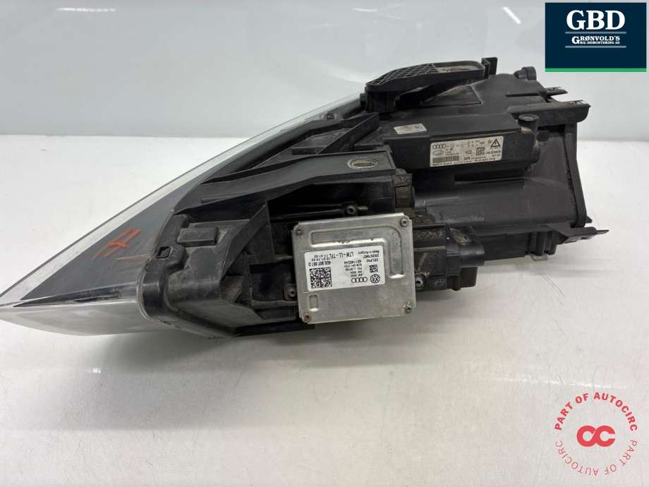 Frontlykt høyre xenon til Audi Q3 2011-2014 (Type I, Fase 1)  (8U0 941 044|)