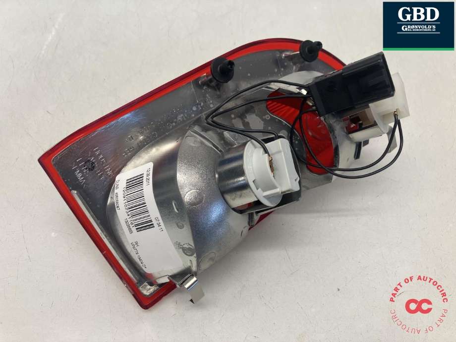 Baklykt høyre indre til Opel Insignia A 2009-2014 (22950970|13226855|)