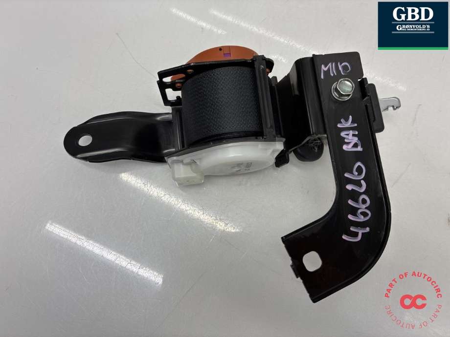 Sikkerhetsbelte bak midtre til Mitsubishi Outlander 2012-2015 (Type III, Fase 1)  (7000D530XA|)
