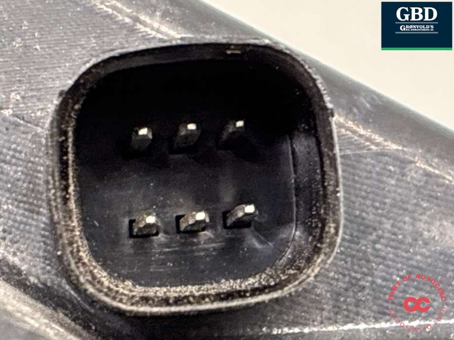 Tåkelykt venstre foran til Tesla Model S 2013-2016 (Fase 1)  (6005915-00-E|6005915-00-G| 1024018-00-A|6005915-01-E)