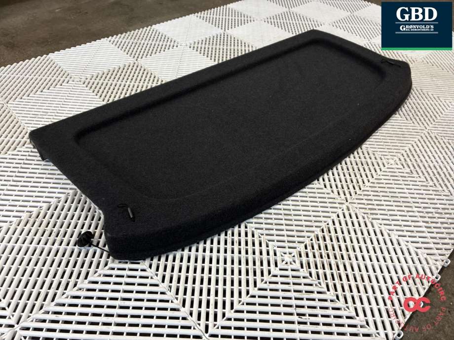 Hattehylle til VW Golf VIII 2020-->> (5H6 867 769 A CA9|)