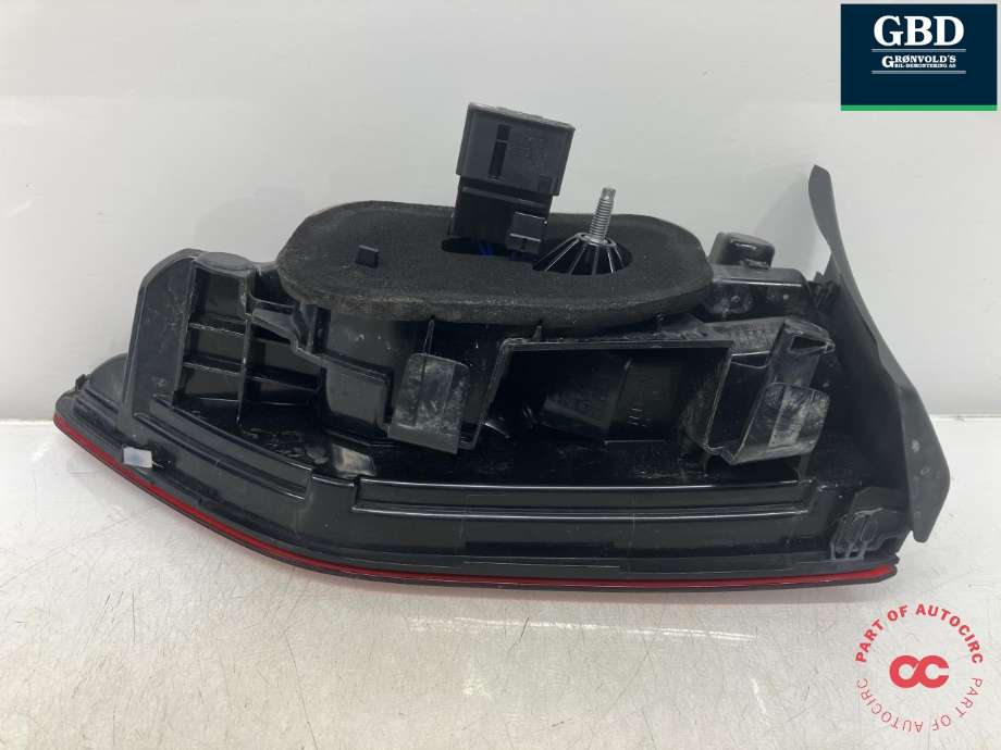 Baklykt venstre indre til VW Golf VIII 2020-->>  (5H0 945 093 C|81980101|)
