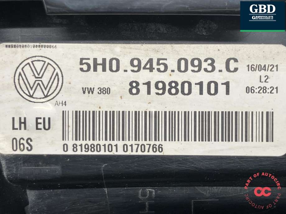 Baklykt venstre indre til VW Golf VIII 2020-->>  (5H0 945 093 C|81980101|)