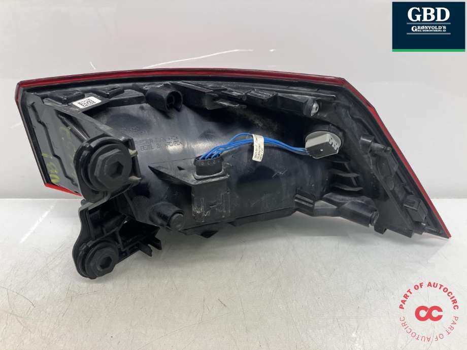 Baklykt venstre ytre til VW Golf VIII 2020-->> (5H0 945 095 C|81970101|)