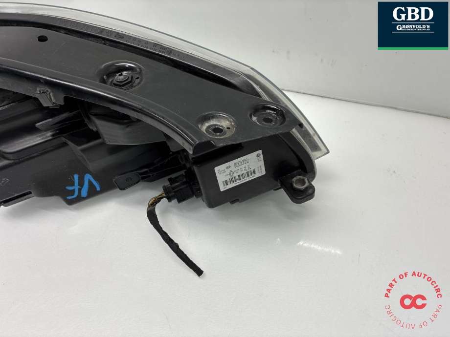 Frontlykt venstre halogen til VW Caddy 2010-2015 (Type III, Fase 2)  (2K5 941 005 A|)