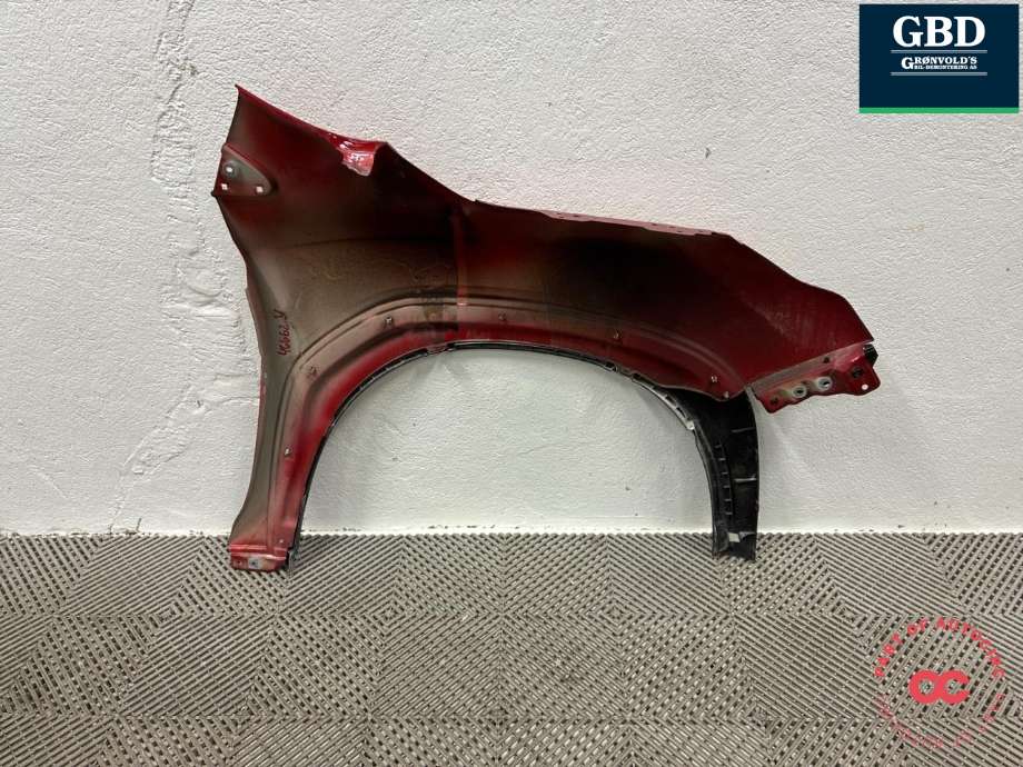 Skjerm venstre foran til Suzuki SX4 S-CROSS 2013-->> (Type II)  (57711-63T10-000|)