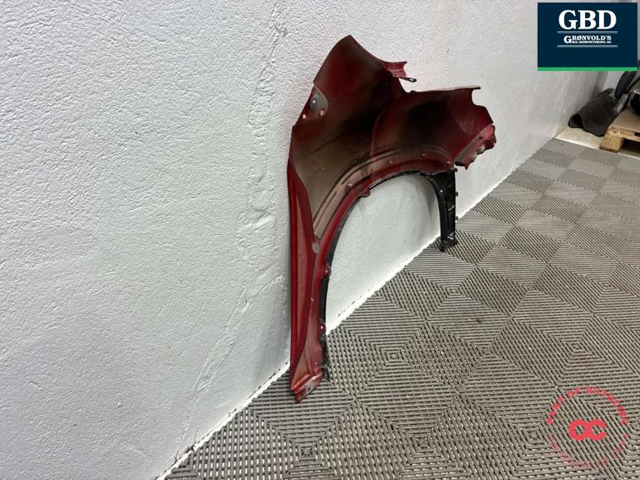 Skjerm venstre foran til Suzuki SX4 S-CROSS 2013-->> (Type II)  (57711-63T10-000|)