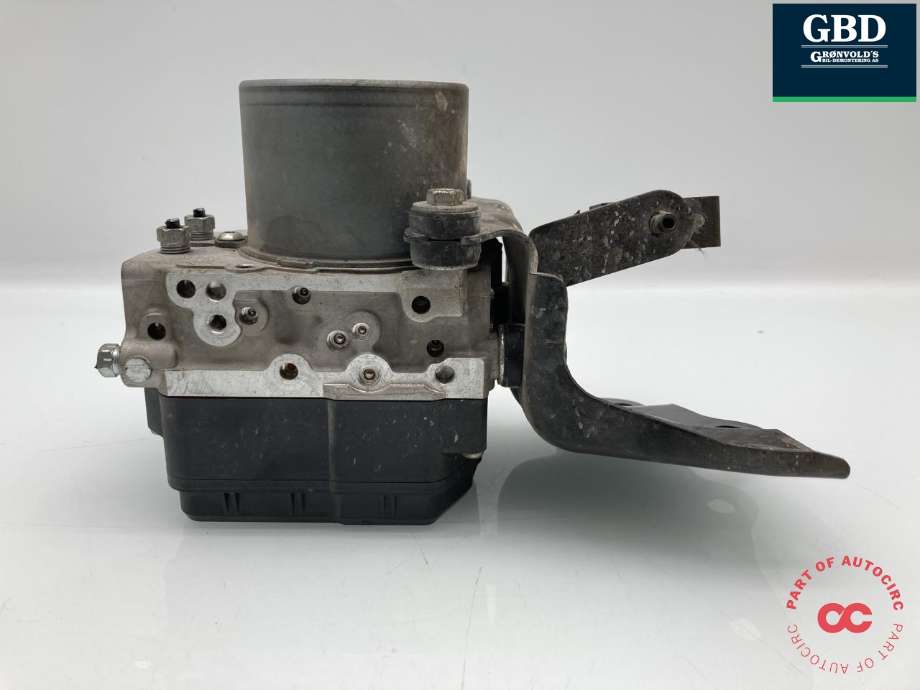 ABS sentral til Toyota RAV4 2013-2015 (Type IV, Fase 1)  (4405042682|4405042681|)