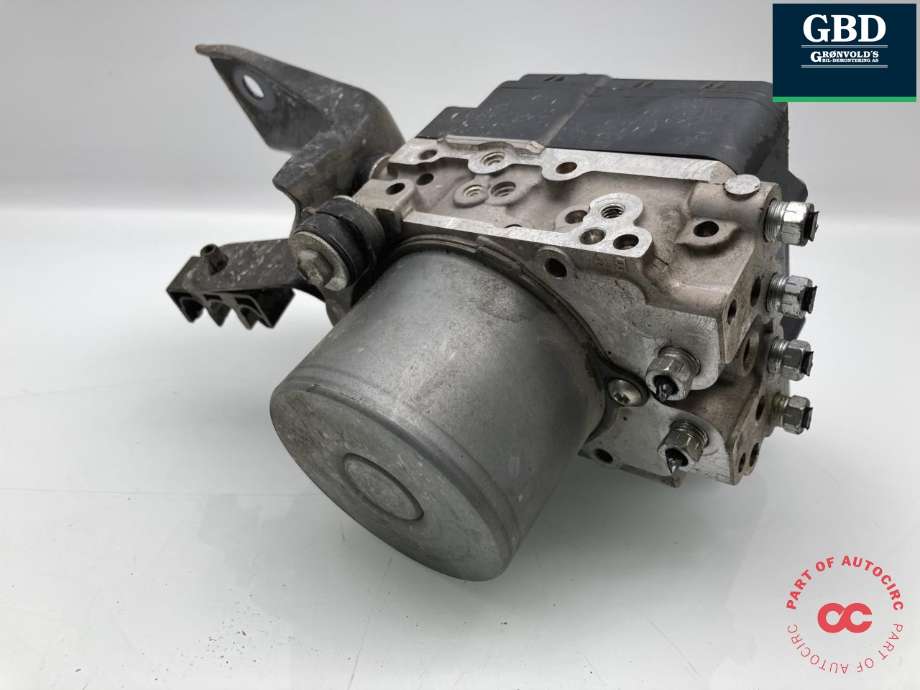 ABS sentral til Toyota RAV4 2013-2015 (Type IV, Fase 1)  (4405042682|4405042681|)