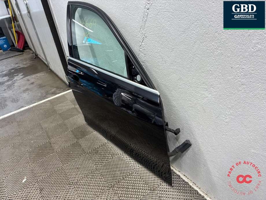 Dør høyre foran til BMW 3-Serie 2012-2018 (F30/F31/F34) (F30/F31/F34) (41 00 9 628 764|41 00 7 298 566|)