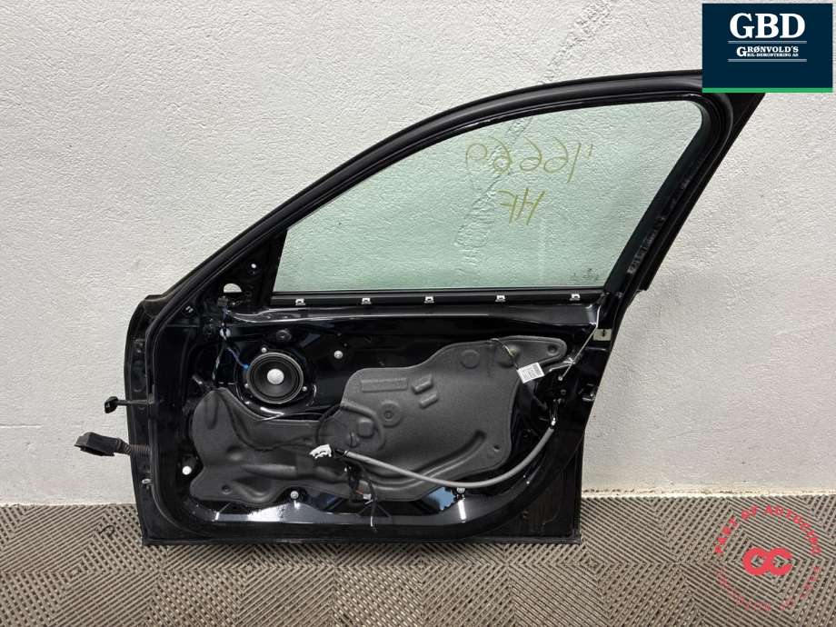 Dør høyre foran til BMW 3-Serie 2012-2018 (F30/F31/F34) (F30/F31/F34) (41 00 9 628 764|41 00 7 298 566|)