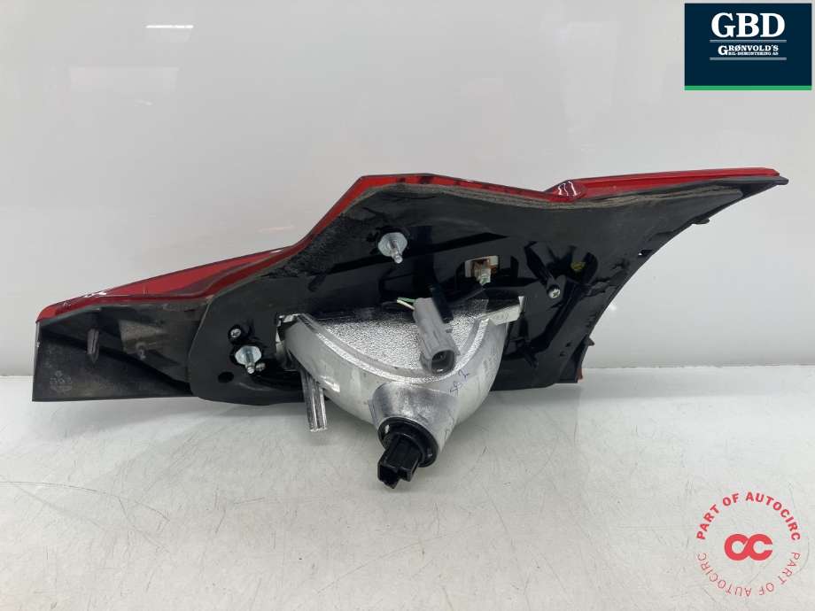 Baklykt venstre indre til Mazda 6 2015-2018 (Type III, Fase 2)  (KOITO|GJE8513G0A|226-65033|)