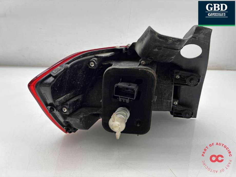 Baklykt høyre ytre til VW Passat 2015-2019 (Fase 1) (B8) (B8) (3G9 945 096 D|3G9 945 312|)