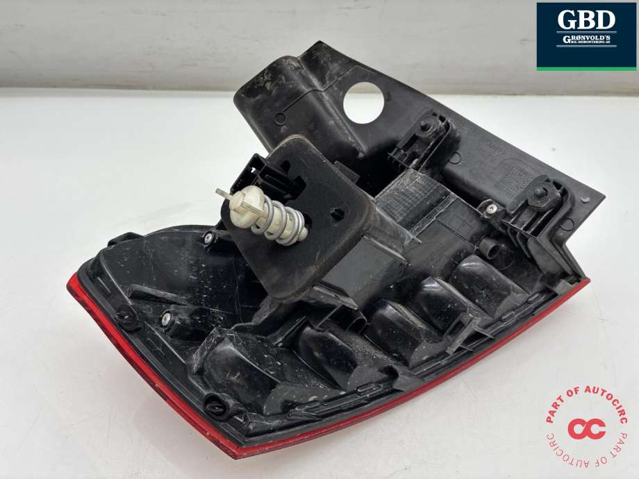 Baklykt høyre ytre til VW Passat 2015-2019 (Fase 1) (B8) (B8) (3G9 945 096 D|3G9 945 312|)