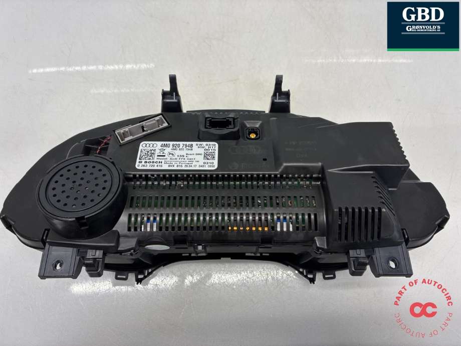 Instrumentpanel til Audi Q7 2015-->> (Type II)  (4M0 920 794 B|4M0 920 794 BX|)