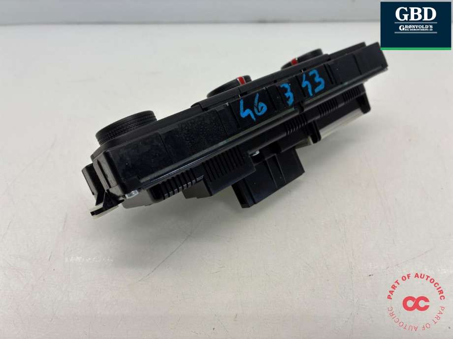 Varmeapparat betjening til VW Caddy 2015-2020 (Type III, Fase 3) (1K8 907 426 AQ|1K8 907 426 AQ ZJU|5HB 012 108 - 73)