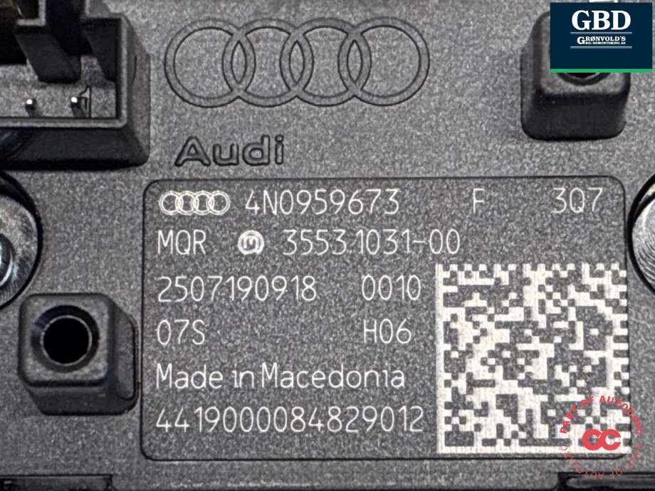Bryter start/stopp til Audi e-tron 2018-->>  (4N0 959 673 F|4N0959673-00|)