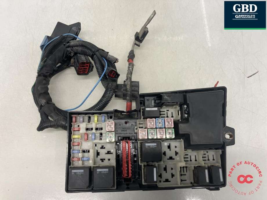 Sikringsboks motorrom til Volvo C30 2006-2009 (Fase 1) (8688040|518818000)