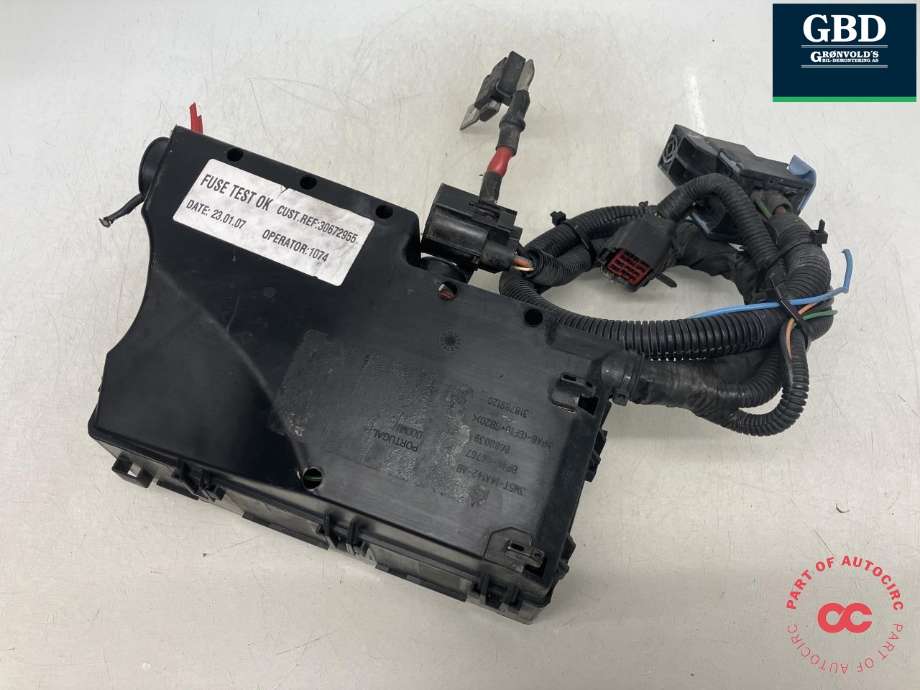 Sikringsboks motorrom til Volvo C30 2006-2009 (Fase 1) (8688040|518818000)