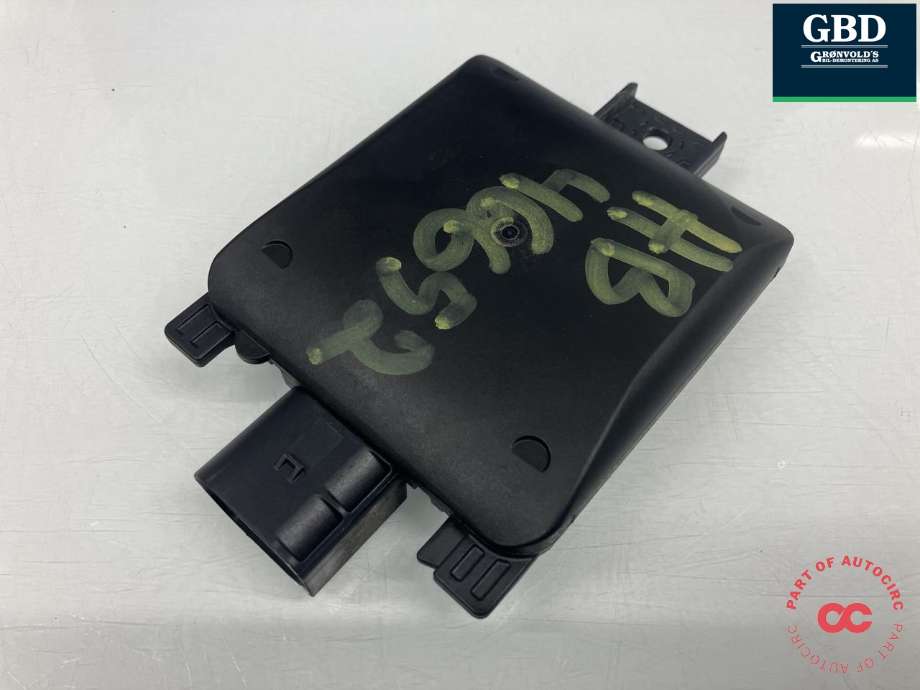 Sensor blindsone til VW Golf VIII, 2020-->> (HELLA|2Q0 907 686 E)