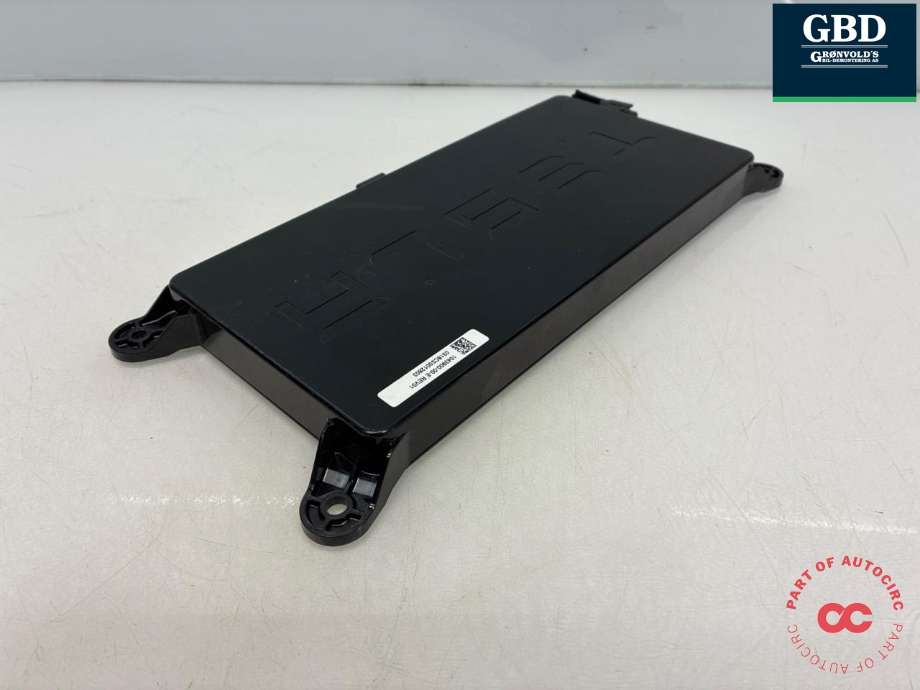 Styreenhet comfort (BCM) til Tesla Model X 2016-->> (1043900-00-E|1043900-10-D|)