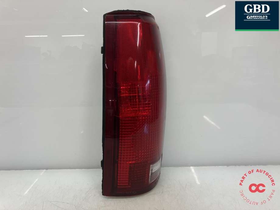 Baklykt venstre til Chevrolet Tahoe 1996-2000 (Type I)  (05977867|)