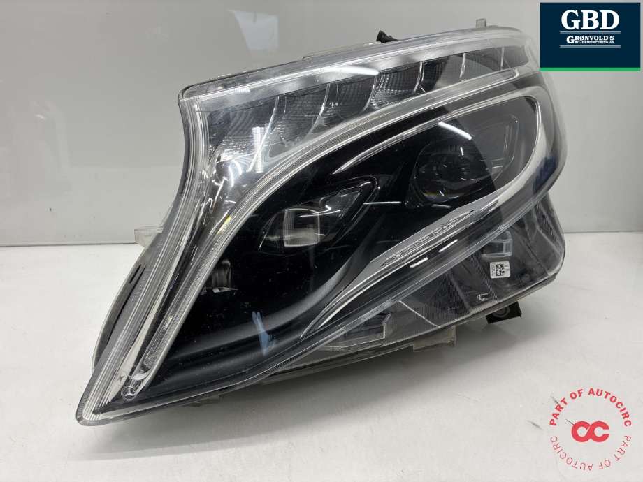 Frontlykt venstre full-LED til Mercedes Vito 2014-->> (W447) (W447) (A447 906 14 01|)