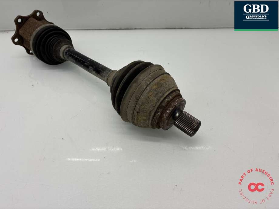 Drivaksel venstre foran, diesel/automat til Škoda Superb 2008-2015 (Type II) (1K0 407 271 KB|1K0 407 763 X|)