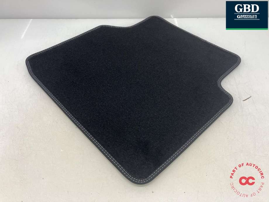 Gulvmatte sett til Ford Explorer EV 2024-->>  (2769907| AMR2KJ-R130B18-AA3GAX|2769911| AMR2KJ-R13035-AA3GAX|R2KJ-S13086-CBW)
