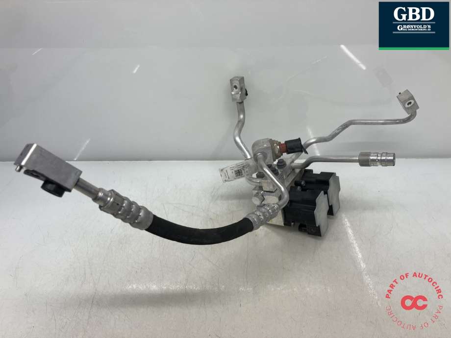 Aircondition diverse til Ford Explorer EV 2024-->> (HANON|2886151|VWR2KA-19F734-EA|1EA 816 682 D)