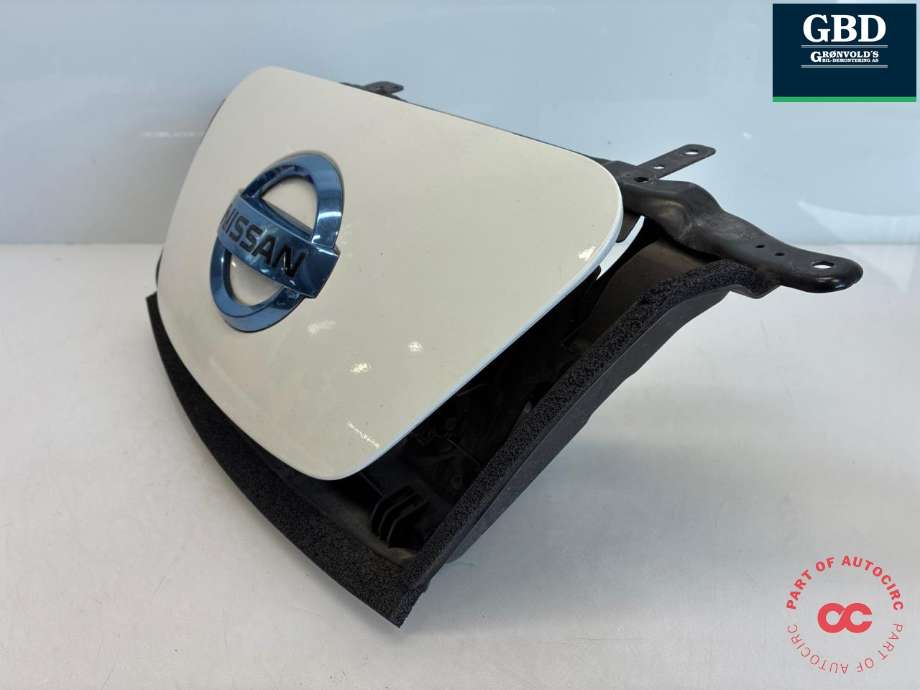 Ladeluke karosseri elbil til Nissan Leaf 2011-2017 (Type I)  (657013NL0F|657013NL0B|65701 3NL6B BC)