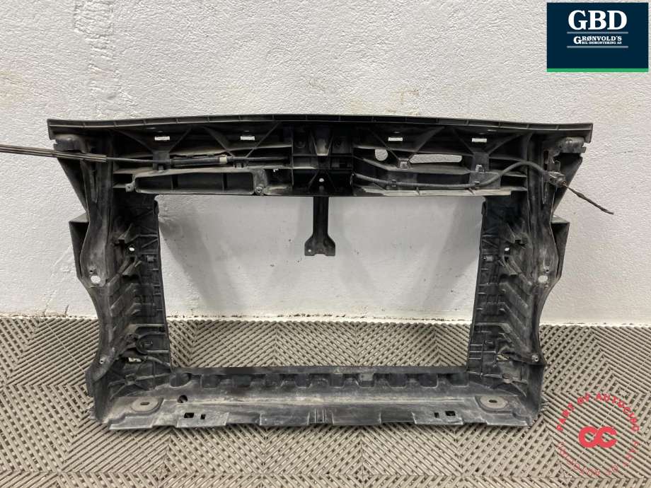 Frontplate til VW Caddy 2010-2015 (Type III, Fase 2) (1T0 805 588 AC|1T0 805 588 AF 9B9|1T0 805 588 AC 9B9)