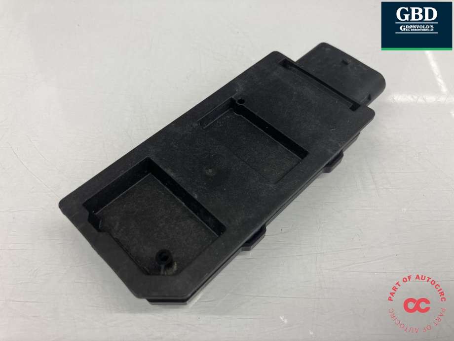 Antenne til Ford Explorer EV 2024-->>  (2721515|VWR2KA-15603-BB|5WA 962 133 E)